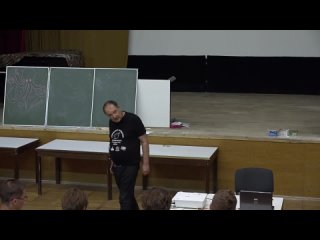 Задача Арнольда о конфигурациях кривых и теорема Чеканова // ЛКТГ 2023