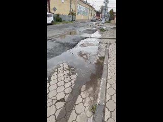 Коммунальная авария на ул. Жуковского в Туле