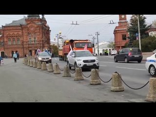 Автопробег во Владимире 🚙🚗

Водители так поздравляют президента с днём рождения 🎉