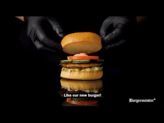 Реклама бургера 🙃 и никаких тебе вегетарианцев и прочих дождевых червей!