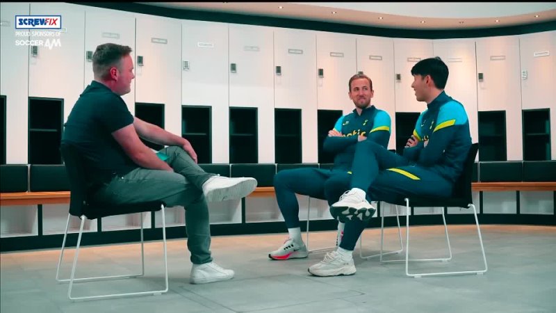 How well do Harry Kane and Heung-Min Son REALLY know each other 🤔   Tubes Meets