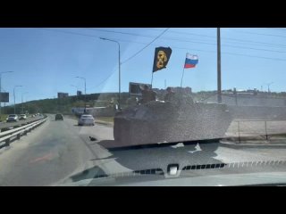 🇷🇺 Irkoutsk, rassemblement à la stèle commémorative aux soldats du PMC “Wagner“