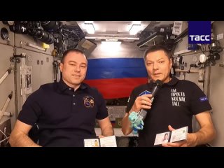 ‍ Наш спецкор, космонавт Роскосмоса Дмитрий Петелин передал руководство корпунктом информационного агентства на МКС заместителю