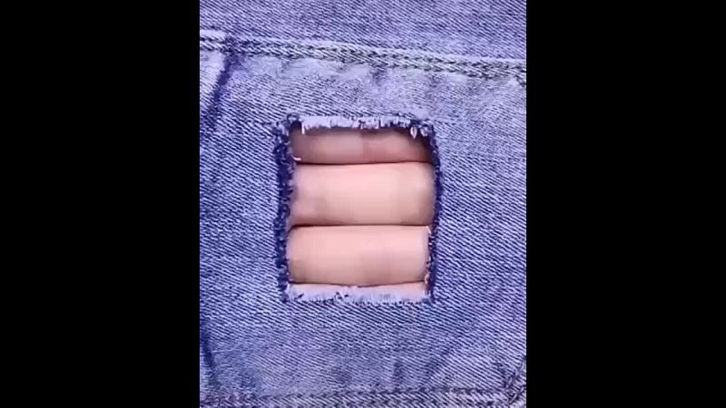 Как легко зашить дырку в одежде