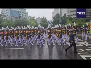 Un défilé militaire s’est tenu à Séoul à l’occasion du 75e anniversaire des forces armées sud-coréennes, une première depuis dix