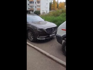 Вопиющий случай: водитель Mazda перегородил дорогу “скорой“ в Усть-Илимске