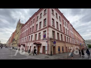 Герб и флаг пропали с фасада здания шведского консульства в Петербурге