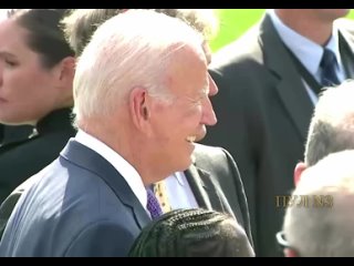 Biden apareció en público con un hematoma en el pómulo derecho