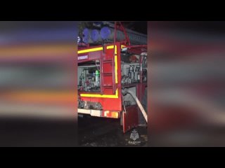 Рабочие спасли ребенка на пожаре с помощью ковша экскаватора