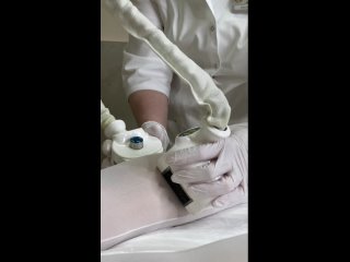 Стимуляция кожи и мягких тканей на аппарате Icoone в клинике Анатомия