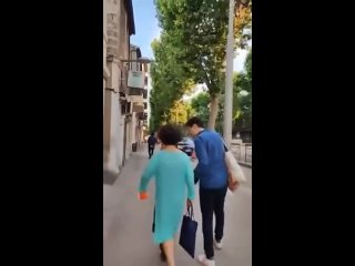 🇫🇷  Jacques Lang accusé  de pédophilie dans la rue par deux femmes à Montpellier. Ils ne pourront