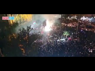 🇮🇷 Фейерверк в Тегеране в связи с текущими событиями