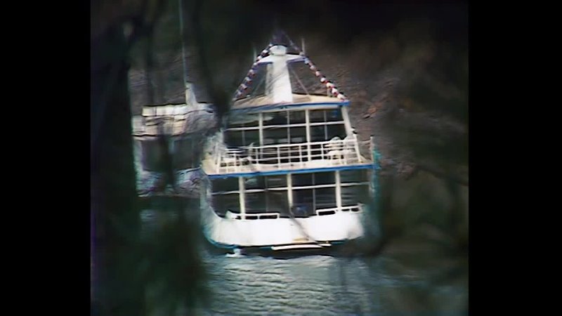 Houseboat Horror (1989) Official HD