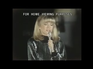 Olivia Newton John Changes Live 1978 on Mike Douglas Show