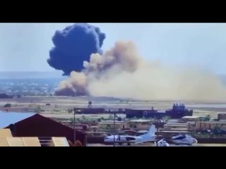 #СВО_Медиа #Военный_Осведомитель
Видео крушения Ил-76 ВВС Мали в аэропорту Гао.