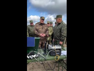 «Маск нам не нужен» - так Александр Лукашенко оценил разработку белорусского военного, который собрал «аналог Starlink»