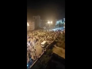 #СВО_Медиа #Военный_Осведомитель
Тем временем на фоне взрыва в госпитале Газы протесты против Израиля и его западных союзников п