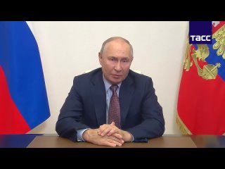 Владимир Путин поздравил российских аграриев с Днем работника сельского хозяйства и перерабатывающей промышленности