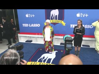 Аннет Бэдленд на красной дорожке третьего сезона шоу  “Тед Лассо“