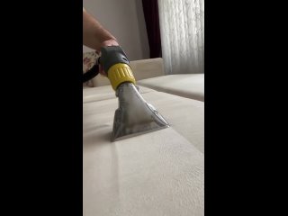 Фирменный моющий пылесос karcher