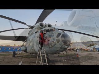 Предполетная подготовка к запуску Ми-6.