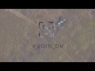 Подрыв на минах двух украинских танков во время сегодняшней атаки на Новодонецкое Запорожской области. По “разувшимся“ машинам п