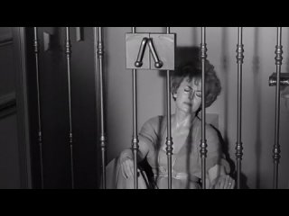 Una Mujer Atrapada - Lady in a Cage (1964) - ESPAÑOL