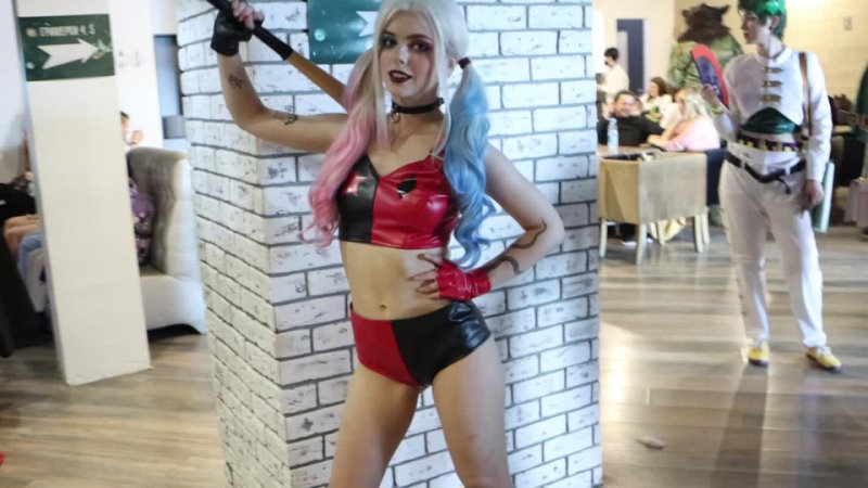 Harley Quinn Cosplay by grantairecos