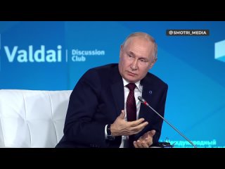 “Еврей аплодирует нацисту“: Путин о рукоплескании Зеленского украинскому эсэсовцу