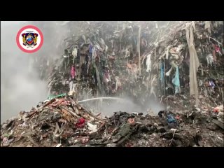Пожар на свалке в Ленобласти тушат третий день