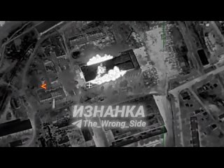 🇷🇺🇺🇦 Et voici des images saisissantes de l’ attaque des forces armées russes contre l’usine blindée de Kharkov samedi dernier. À