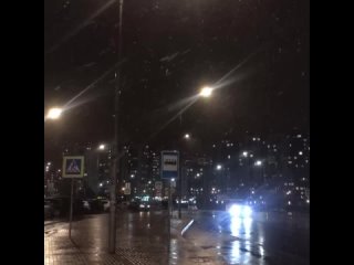❄️ Первый снег выпал в Москве