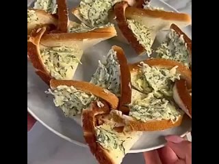 Чесночные гренки🥪 Очень просто, но так необычно и вкусно 👌👍️