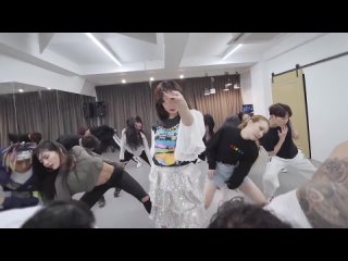 Flower shower Hyuna Dance Practice
