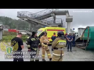 Падения пешеходного моста на российскую федеральную трассу