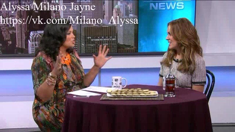 Alyssa Milano dishes on her family, career and hot new show
