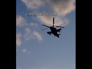 🇷🇺Экипажи разведывательно-ударных вертолетов Ка-52 “Аллигатор“ летят охотиться на 🐷🇺🇦

#ВКСРФ #Россия #Авиация #Ка52 #Охота #СВО