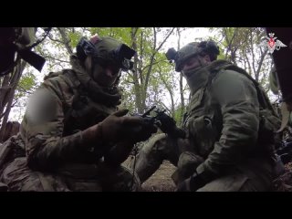 Уничтожение группы пехоты ВСУ FPV дроном российскими десантниками