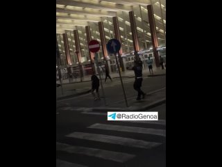 Drunk African attacks a woman at Roma Termini station and tries to hit two police officers with a shard of a bottle. Why didn't