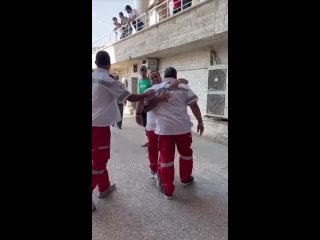 Спасатели из Газы узнали о гибели своих коллег, которые приехали на место израильского удара, чтобы спасти мирных жителей из под