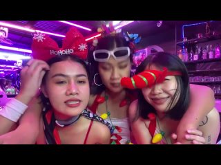 Smile bar Pattaya Thailand-IRL- 2020.12.23