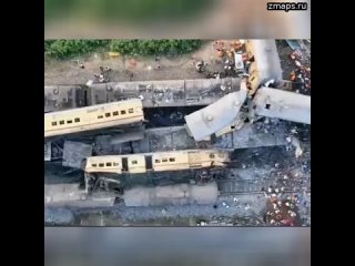 ️В Индии ночью поезд сошел с рельсов, погибли 14 человек, более 50 человек пострадали.  Предваритель