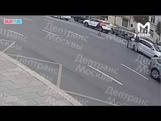 🇷🇺🔞 Mercedes GLE сбил несколько человек на Садовом кольце в Москве