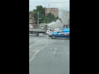 Сегодня на пересечении Горького и Кировском загорелся трамвай

Обошлось без пострадавших.