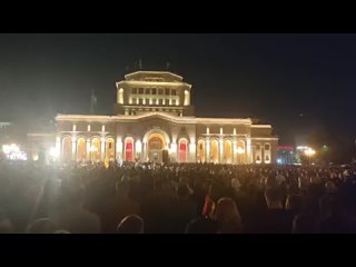 В Ереване продолжаются массовые протесты с требованием отставки Пашиняна.