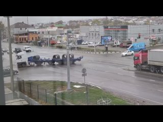 В Новороссийске из-за установки нового светофора образовалась гигантская пробка