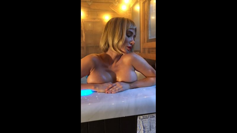 Sara Underwood wet nude hot tub onlyfans мокрые