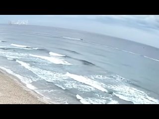 🇮🇱 ️🇵🇸Short video of Hamas seaborne attack near Zikim where fighting is reportedly going on still