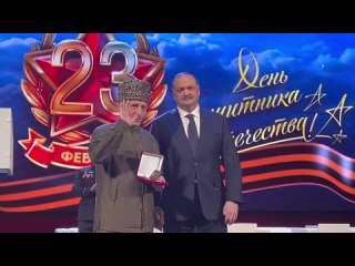 🎖Муфтий Дагестана, шейх Ахмад-Хаджи Абдулаев получил орден Почета Республики Дагестан III степени.