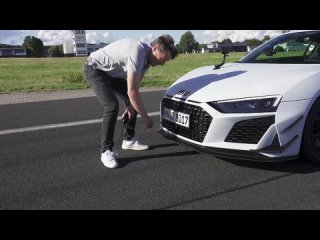 [carwow Русская версия] 620-сильный Audi R8 GT против AWD R8 против RWD R8: ГОНКА